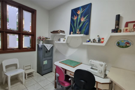 Casa à venda com 3 quartos, sendo 1 suíte,  no condomínio Vivendas do Lago, Sorocaba - SP