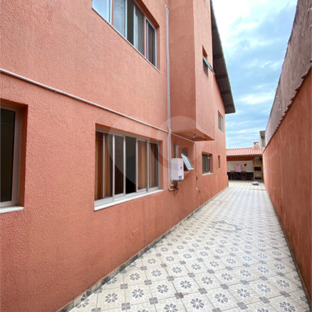 Sobrado à venda com 3 quartos, sendo 1 suíte, em Jardim dos Ipês, Suzano, SP