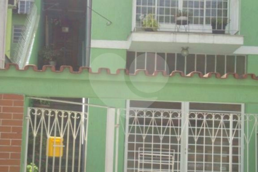 Sobrado à venda com 3 quartos, sendo 1 suíte, em Parada Inglesa, São Paulo, SP