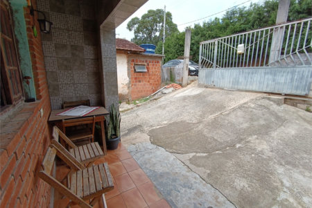 Casa à venda com 3 quartos, sendo 1 suíte, em Jardim Caparelli (mailasqui), São Roque, SP