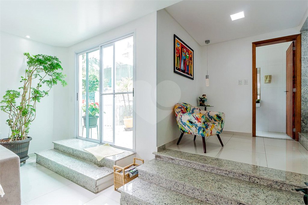 Casa à venda com 4 suítes no condomínio Jardim da Montanha I, Mairiporã - SP