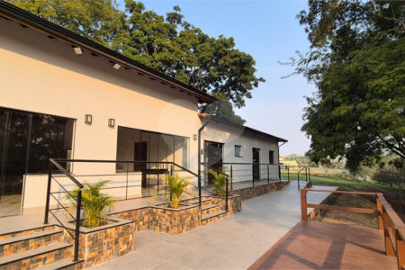 Terreno à venda em Condomínio Residencial Pinheiros do Lago, Alambari, SP