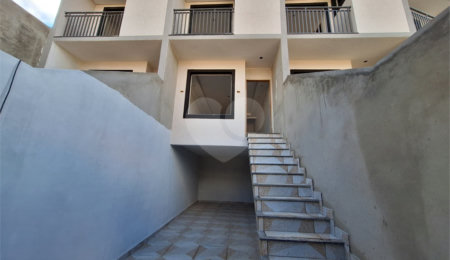 Sobrado à venda com 3 quartos, sendo 1 suíte,  em Vila do Castelo, São Paulo, SP