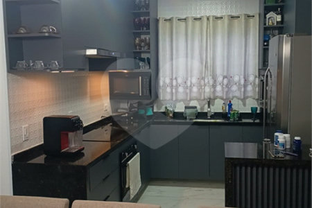 Casa à venda com 4 quartos, sendo 3 suítes,  no condomínio Residencial Real Park Tietê, Mogi das Cruzes - SP