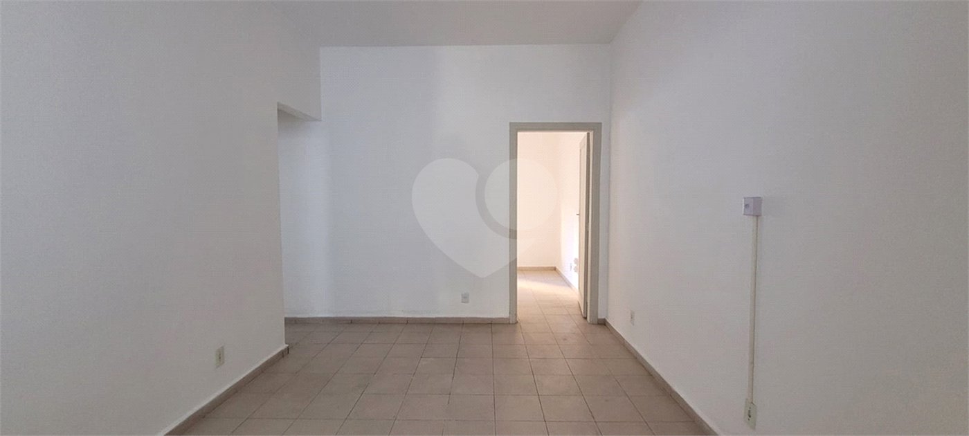 Apartamento à venda com 2 quartos em Aclimação, São Paulo, SP