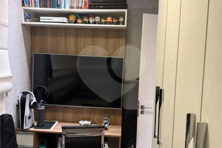 Apartamento à venda com 3 quartos, sendo 1 suíte,  em Jardim Leonor Mendes de Barros, São Paulo, SP