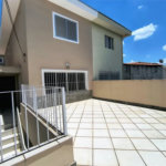 Sobrado à venda com 3 quartos, sendo 1 suíte, em Vila Polopoli, São Paulo - SP