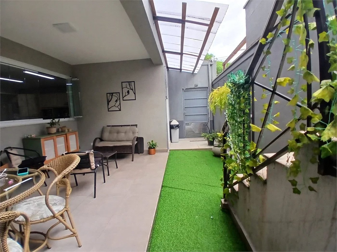 Sobrado à venda com 4 quartos, sendo 2 suítes, em Vila Ida, São Paulo, SP