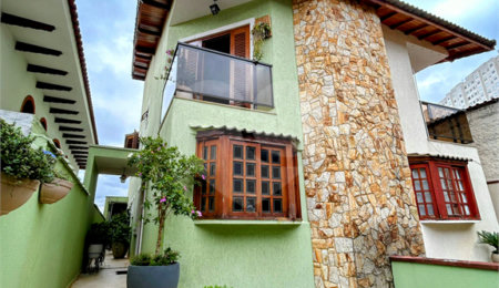 Sobrado à venda com 3 quartos, sendo 1 suíte,  em Santana, São Paulo, SP