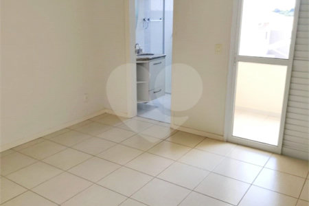 Casa à venda ou para alugar com 3 suítes no condomínio Residencial Jardim das Palmeiras, Vinhedo - SP