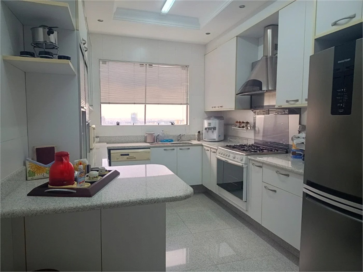 Apartamento à venda com 4 suítes em Vila Suzana, São Paulo, SP