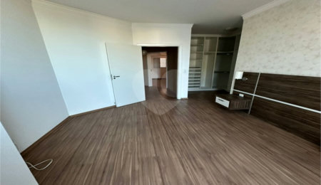 Casa à venda com 4 suítes no condomínio Golden Park Residence II, Sorocaba - SP