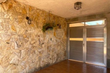 Casa à venda com 2 quartos, sendo 1 suíte, em Vila Rosália, Guarulhos, SP