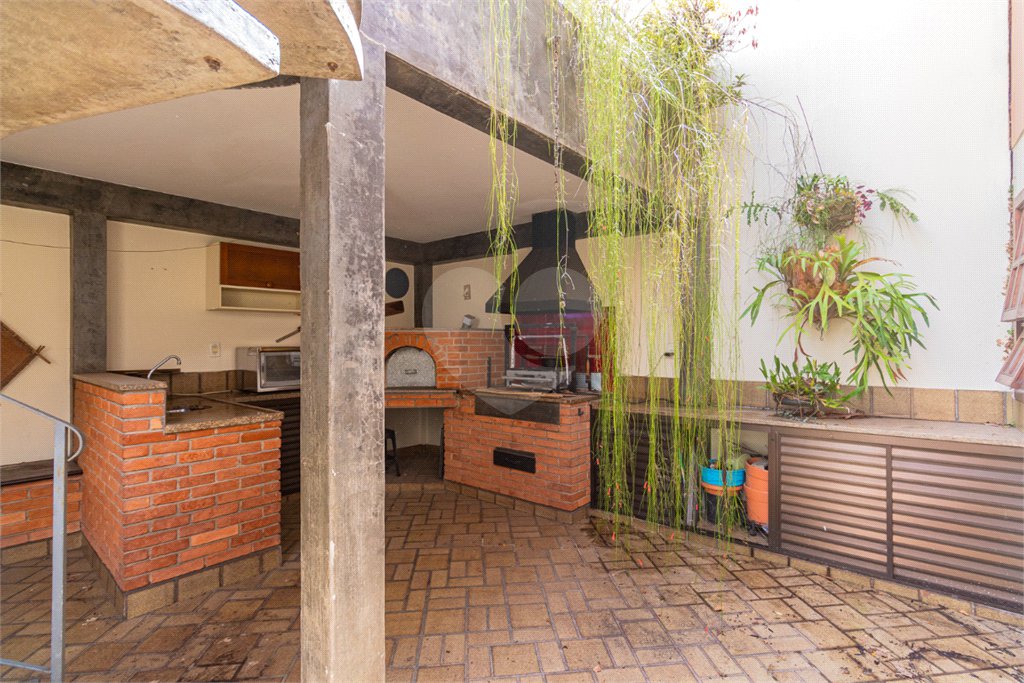 Sobrado à venda com 3 quartos, sendo 1 suíte, em Jardim Prudência, São Paulo, SP