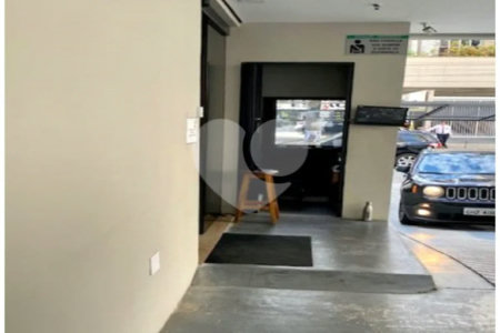 Office Tower Sala comercial à venda na Vila Olímpia, 48 m², com garagem