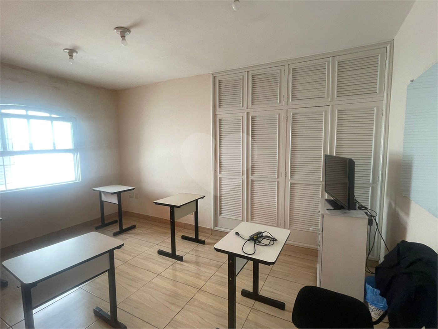 Casa Térrea à venda com 4 quartos em Vila Oliveira, Mogi das Cruzes, SP