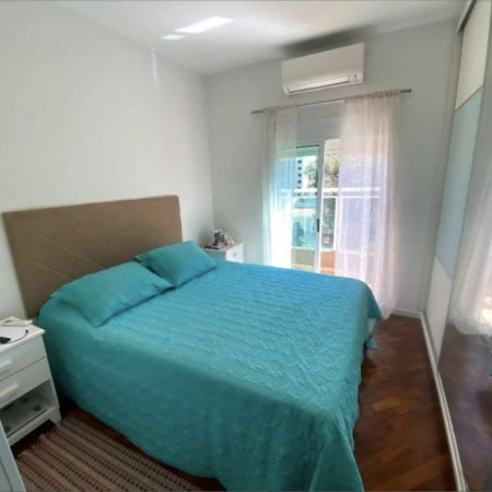 Casa à venda com 4 quartos, sendo 1 suíte,  em Vila São Silvestre, São Paulo, SP