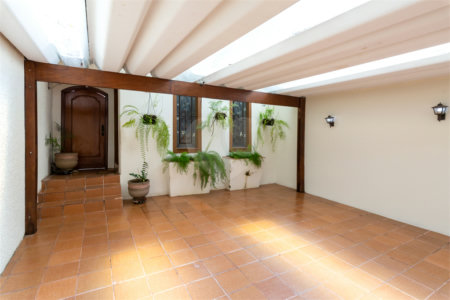 Casa à venda com 4 quartos, sendo 2 suítes, em Campo Belo, São Paulo, SP