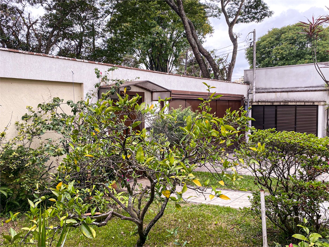Casa à venda com 5 quartos, sendo 3 suítes, em Brooklin, São Paulo, SP