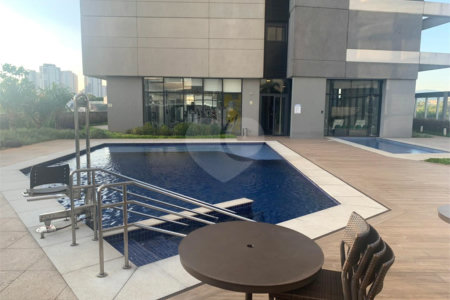 Apartamento à venda com 2 quartos, sendo 1 suíte, em Parque Industrial Tomas Edson, São Paulo, SP