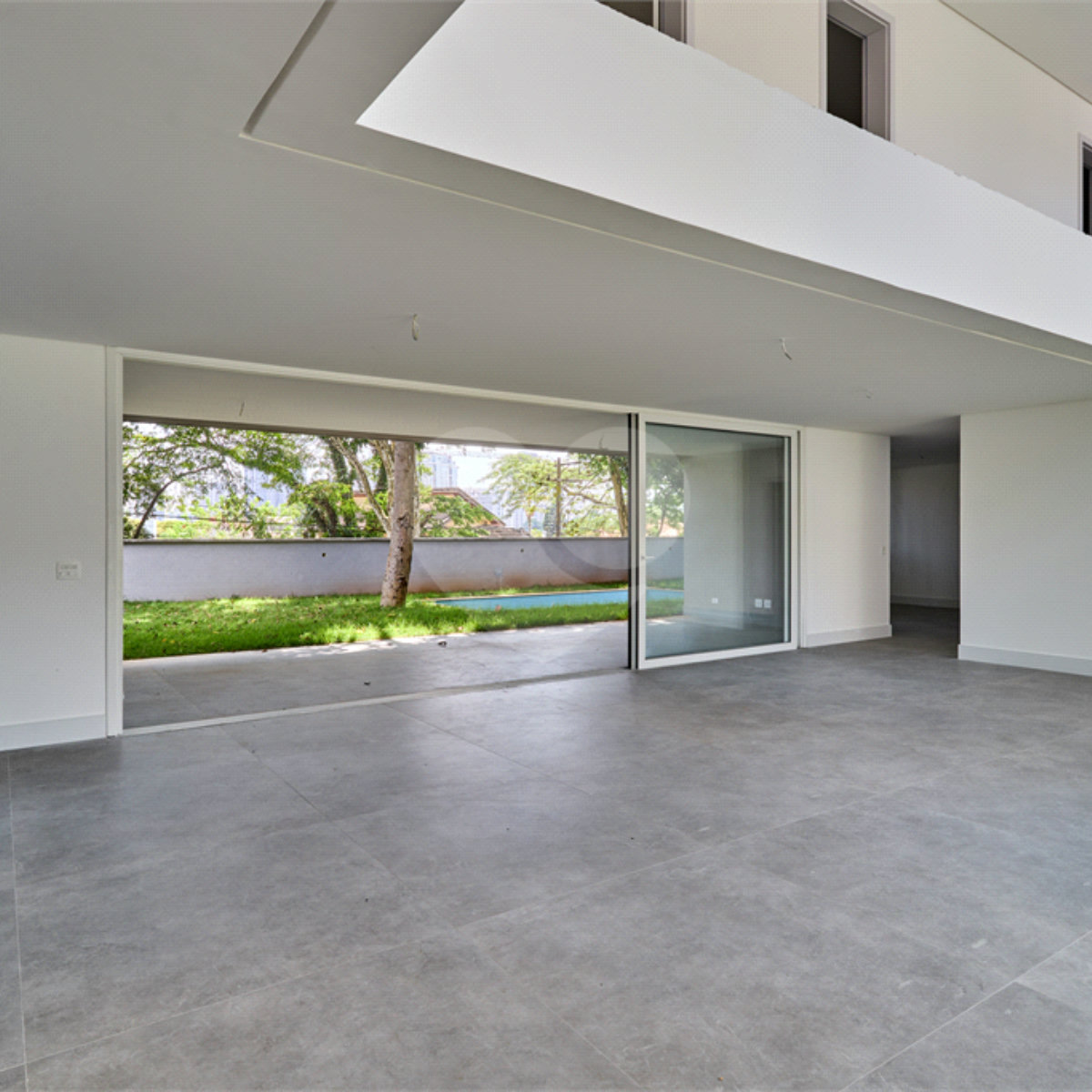 Casa à venda com 4 suítes no condomínio Liló, São Paulo - SP