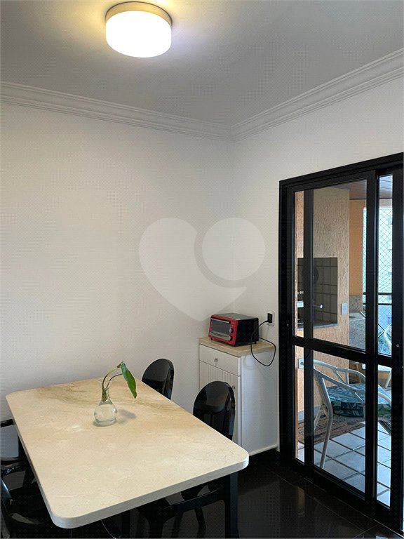 Apartamento à venda com 4 quartos, sendo 2 suítes,  em Jardim Ampliação, São Paulo, SP