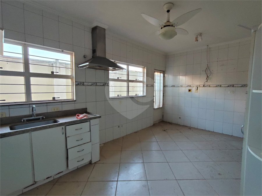 Casa à venda com 3 quartos, sendo 1 suíte,  no Centro, Itapetininga, SP