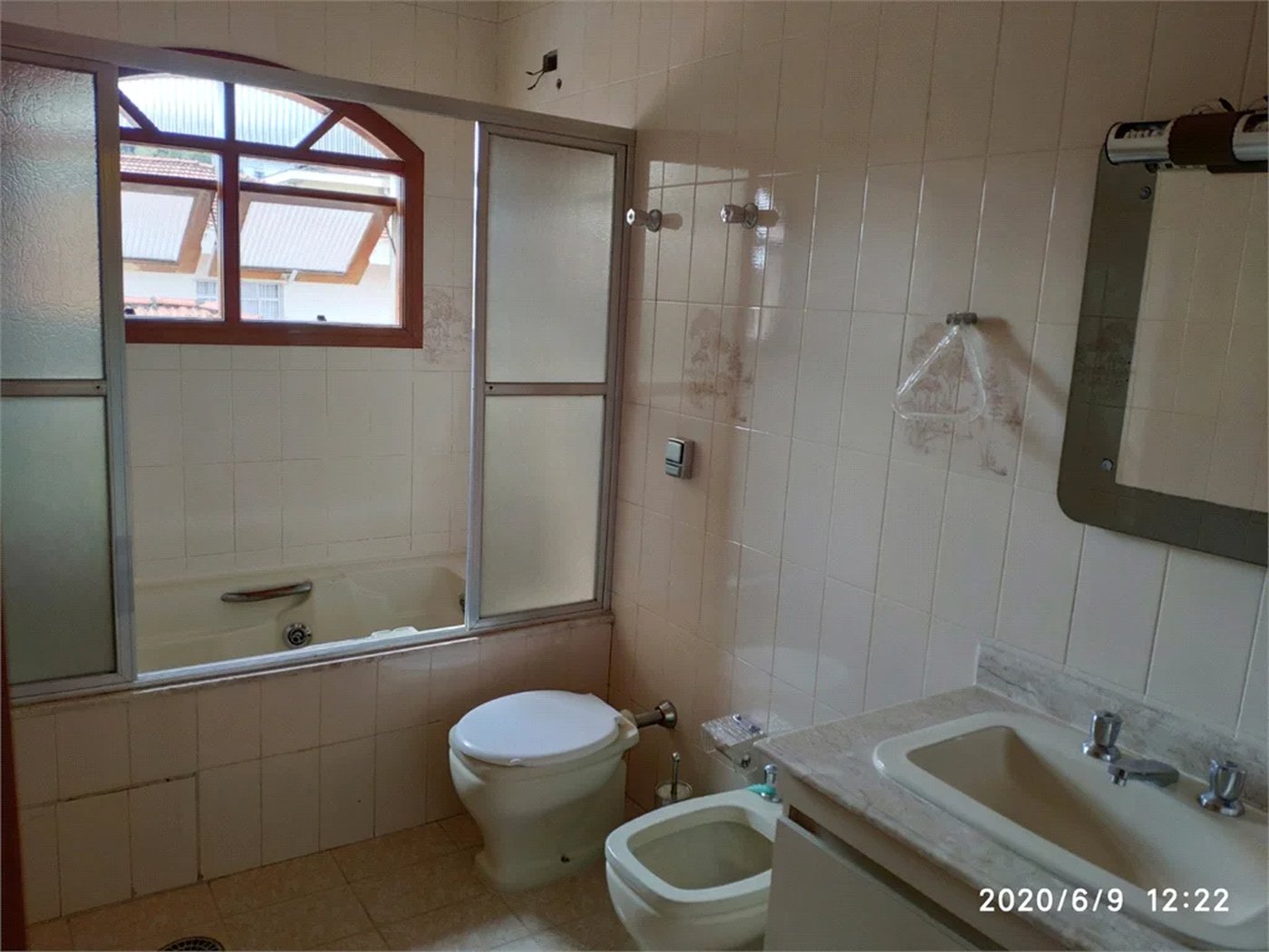Casa à venda com 5 quartos, sendo 1 suíte, em Jaguaré, São Paulo, SP