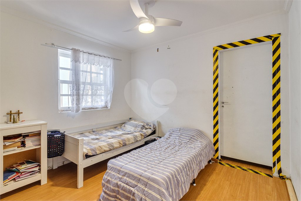 Sobrado à venda com 4 quartos, sendo 2 suítes, em Jardim Marajoara, São Paulo, SP