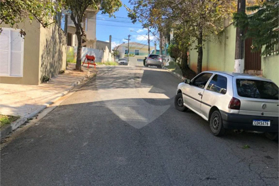 Terreno à venda em Horto, São Paulo, SP