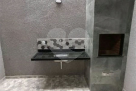 Sobrado à venda com 3 quartos, sendo 1 suíte, em Vila Marina, São Paulo, SP