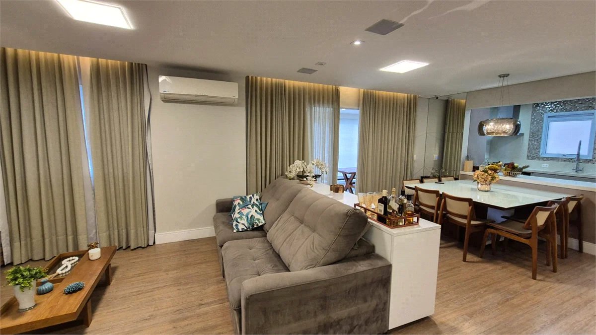 Apartamento à venda com 3 quartos, sendo 1 suíte, em Jardim Arpoador, São Paulo, SP