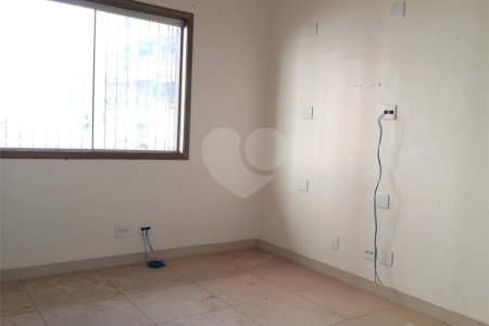 Casa para alugar com 1 quarto, sendo 2 suítes, no Centro, Ribeirão Preto, SP