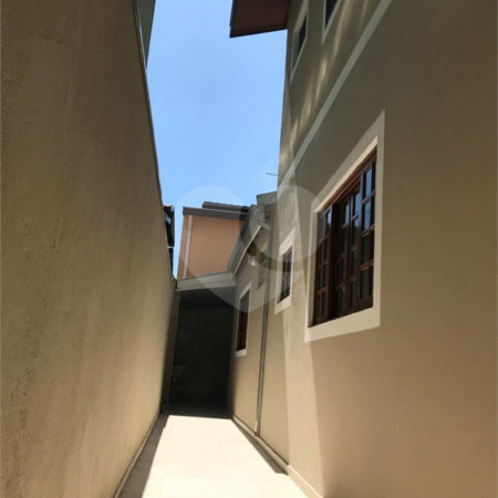 Casa à venda com 2 quartos, sendo 1 suíte, em Loteamento Residencial Vista Linda, São José dos Campos, SP