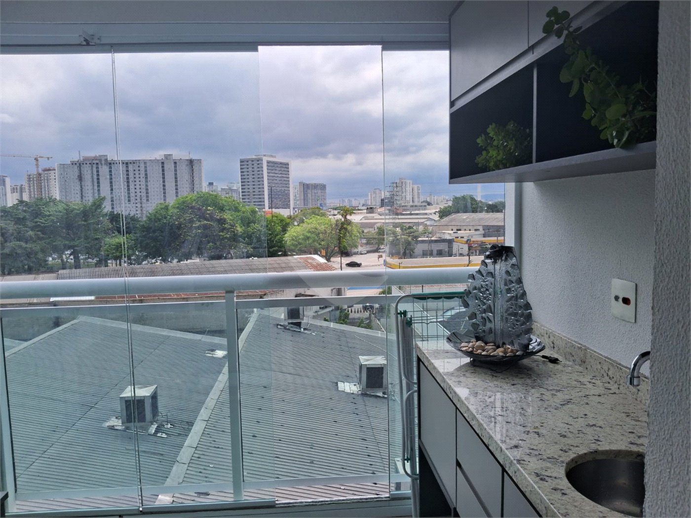 Apartamento para alugar com 2 quartos, sendo 1 suíte,  em Várzea da Barra Funda, São Paulo, SP