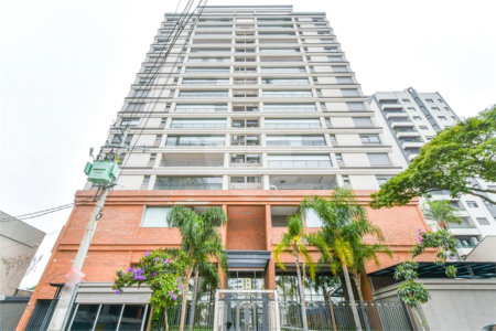Apartamento para venda em Moema com 3 quartos, sendo 3 suítes, 2 vagas, 149 m²