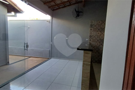 Casa à venda com 2 quartos em Vila Mazzei, Itapetininga, SP