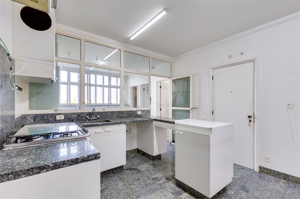 Apartamento à venda com 4 suítes em Alto da Boa Vista, São Paulo, SP