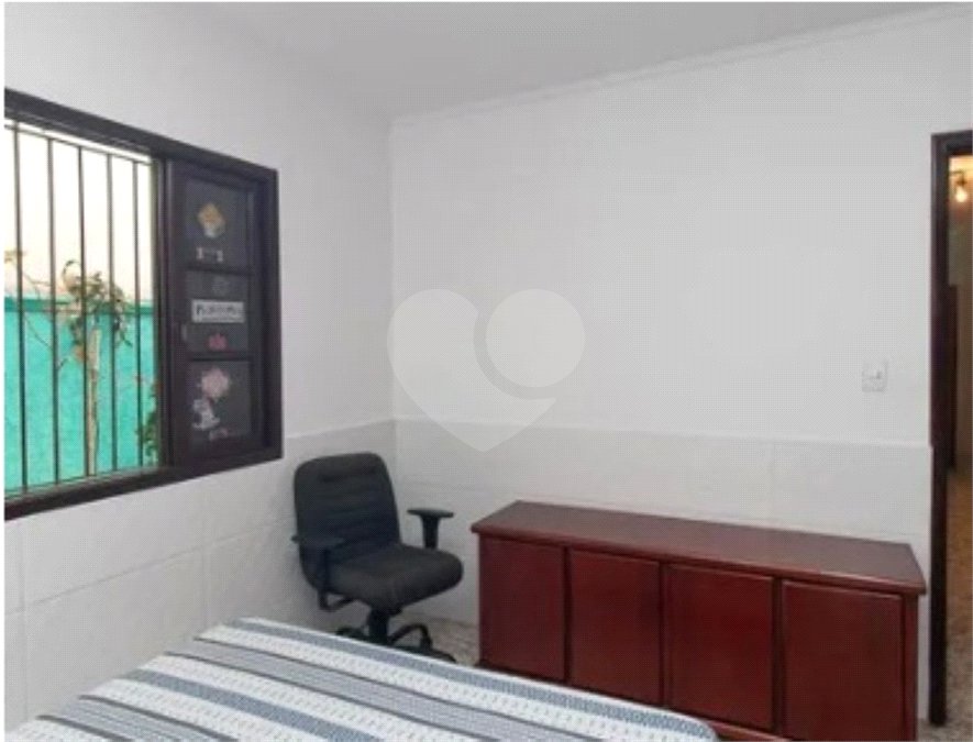 Casa Térrea à venda com 4 quartos, sendo 1 suíte,  em Vila Mazzei, São Paulo, SP