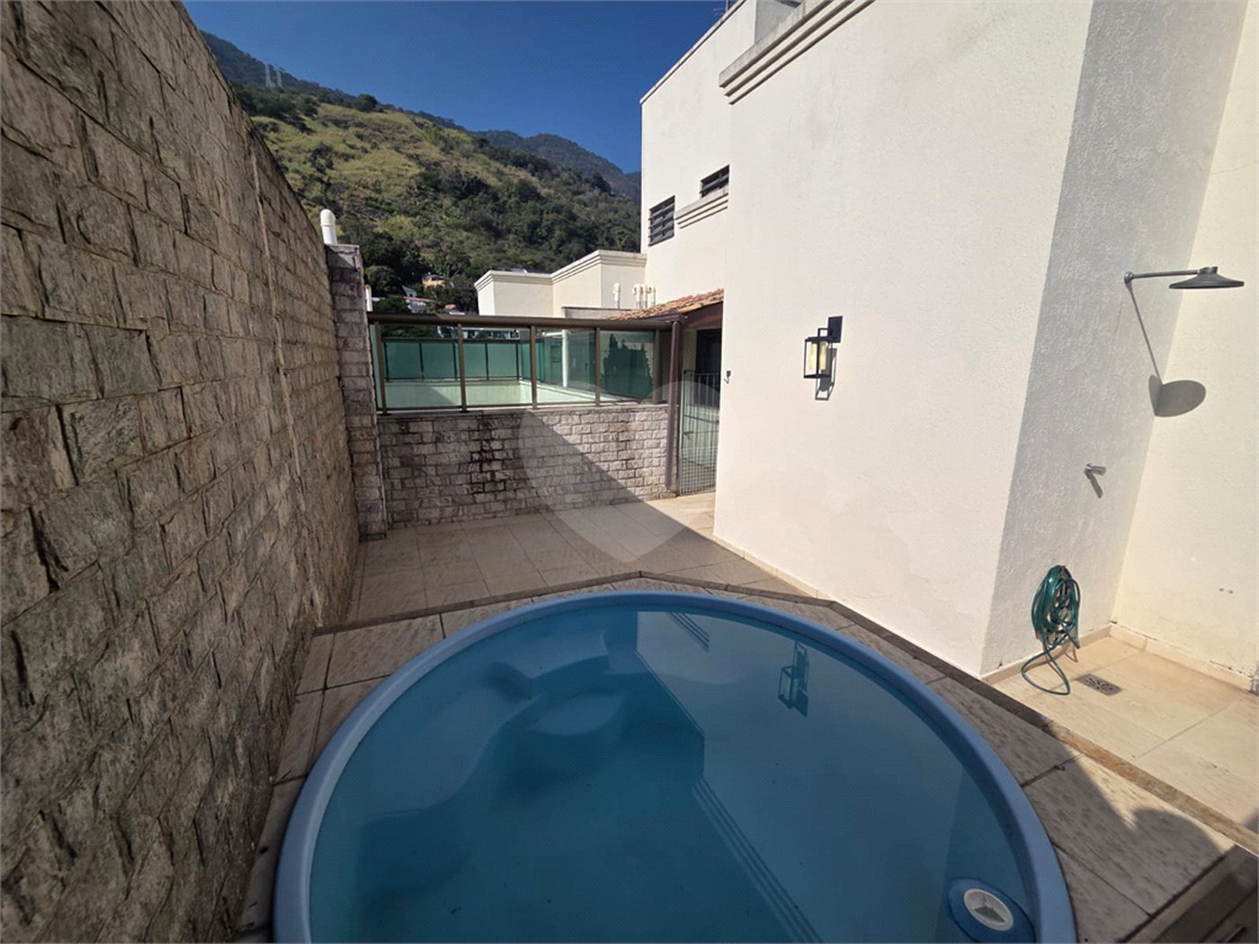 Cobertura à venda ou para alugar com 4 quartos, sendo 1 suíte,  em Tijuca, Rio de Janeiro, RJ