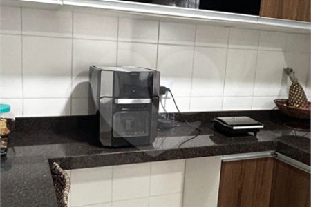 Casa à venda com 4 quartos, sendo 2 suítes, no condomínio Chácara das Palmeiras Imperiais, Jundiaí - SP