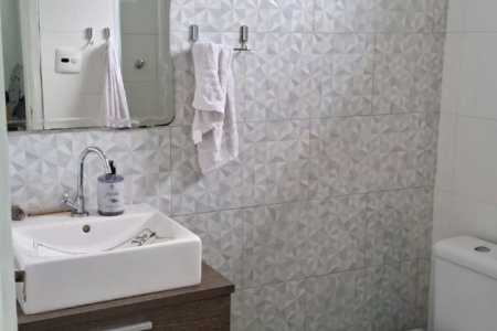Sobrado com 3 dormitórios à venda, 150 m² por R$ 780.000,00 - Estuário - Santos/SP