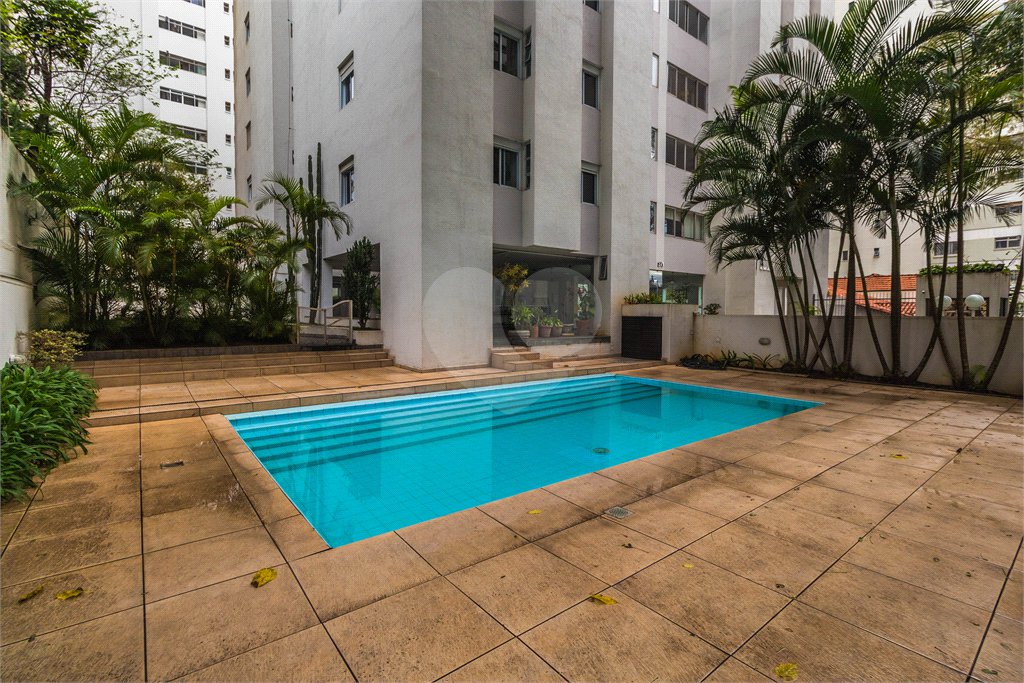 Apartamento à venda com 3 quartos, sendo 1 suíte, em Santo Amaro, São Paulo, SP