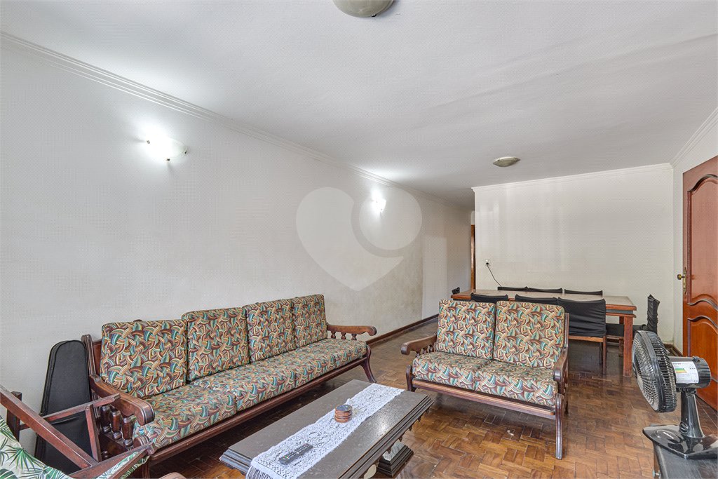 Sobrado à venda com 3 quartos, sendo 1 suíte,  em Chácara Flora, São Paulo, SP