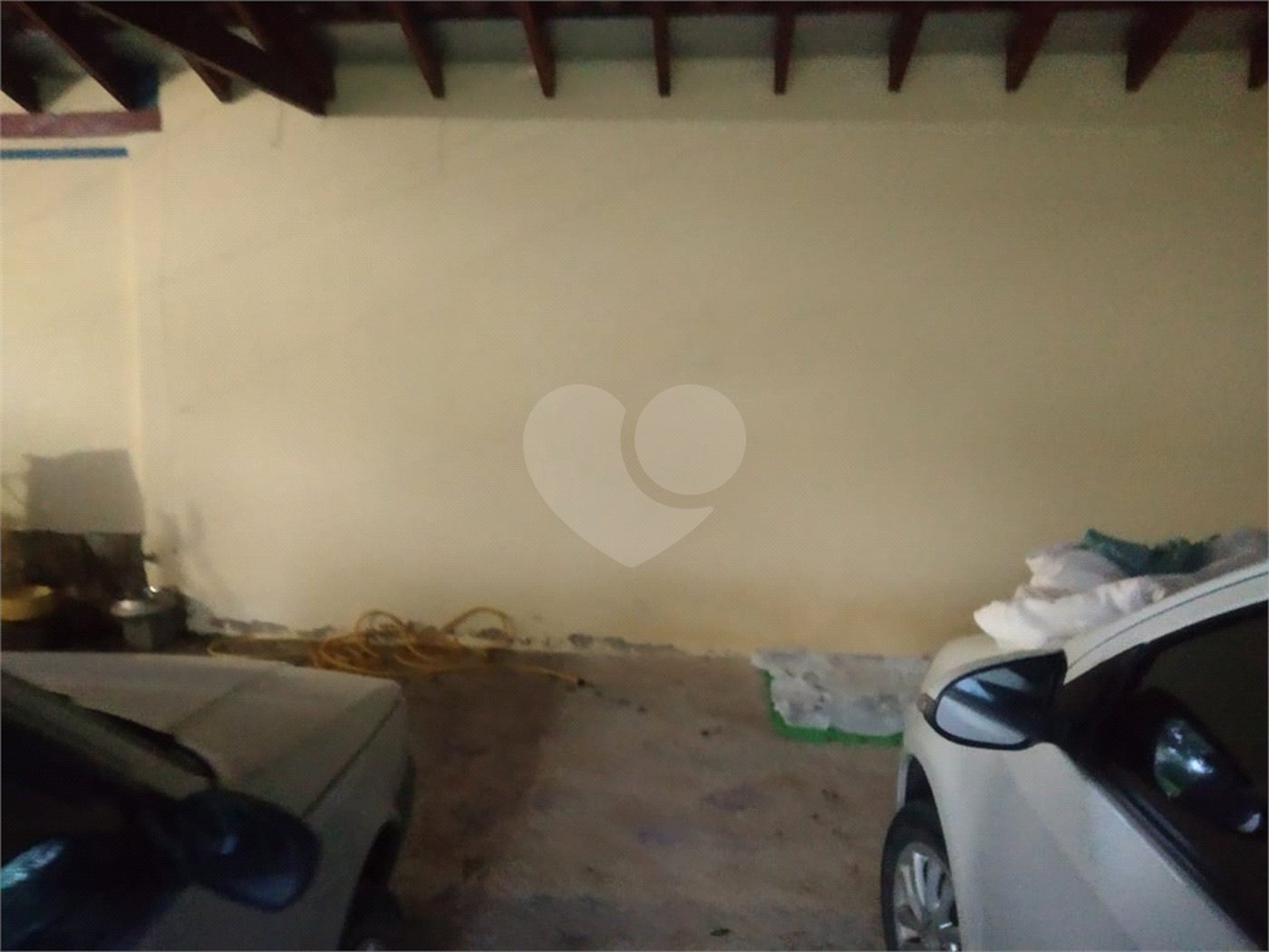 Casa à venda com 4 quartos, sendo 2 suítes,  no condomínio Acmti - Colinas do Mosteiro, Terras de Itaici e Recanto dos Pássaros, Indaiatuba - SP