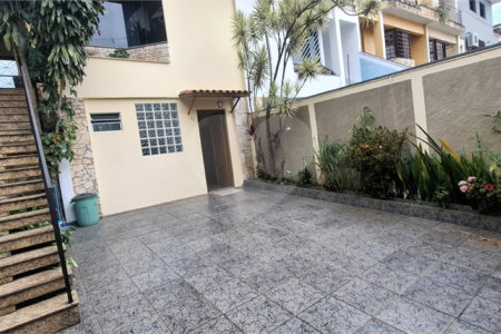 Casa à venda com 4 quartos, sendo 3 suítes, em Vila Aurora (zona Norte), São Paulo, SP