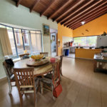 Casa à venda com 3 quartos, sendo 1 suíte, no condomínio Sausalito, Mairiporã - SP