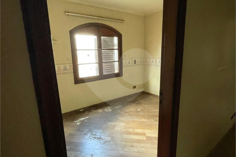 Sobrado à venda com 3 quartos, sendo 2 suítes,  em Vila Rosalia, Guarulhos, SP