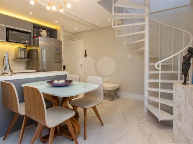 Cobertura à venda com 2 quartos, sendo 1 suíte,  em Alto da Boa Vista, São Paulo, SP