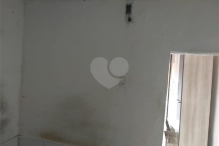 Casa à venda com 4 quartos, sendo 3 suítes, em Jardim Alvinópolis, Atibaia, SP